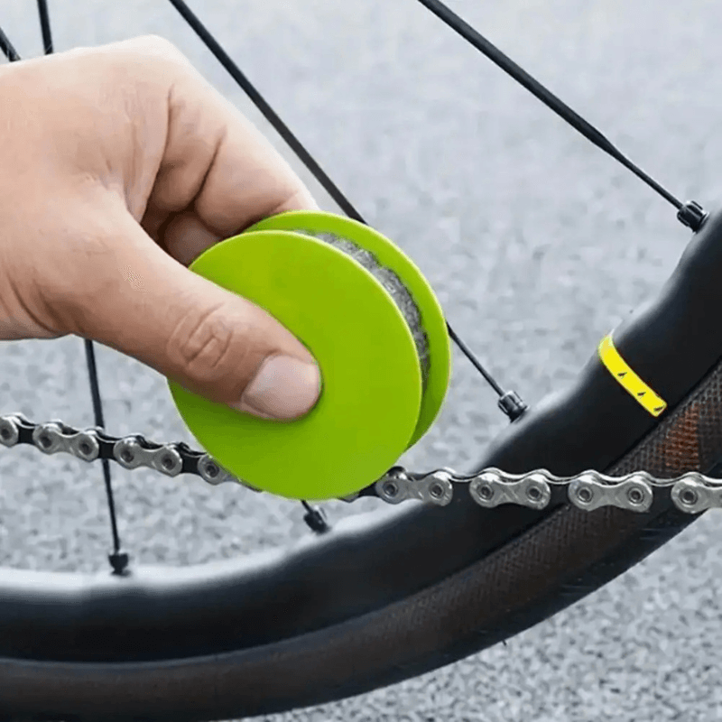 Roller - przenośna smarownica do łańcucha rowerowego